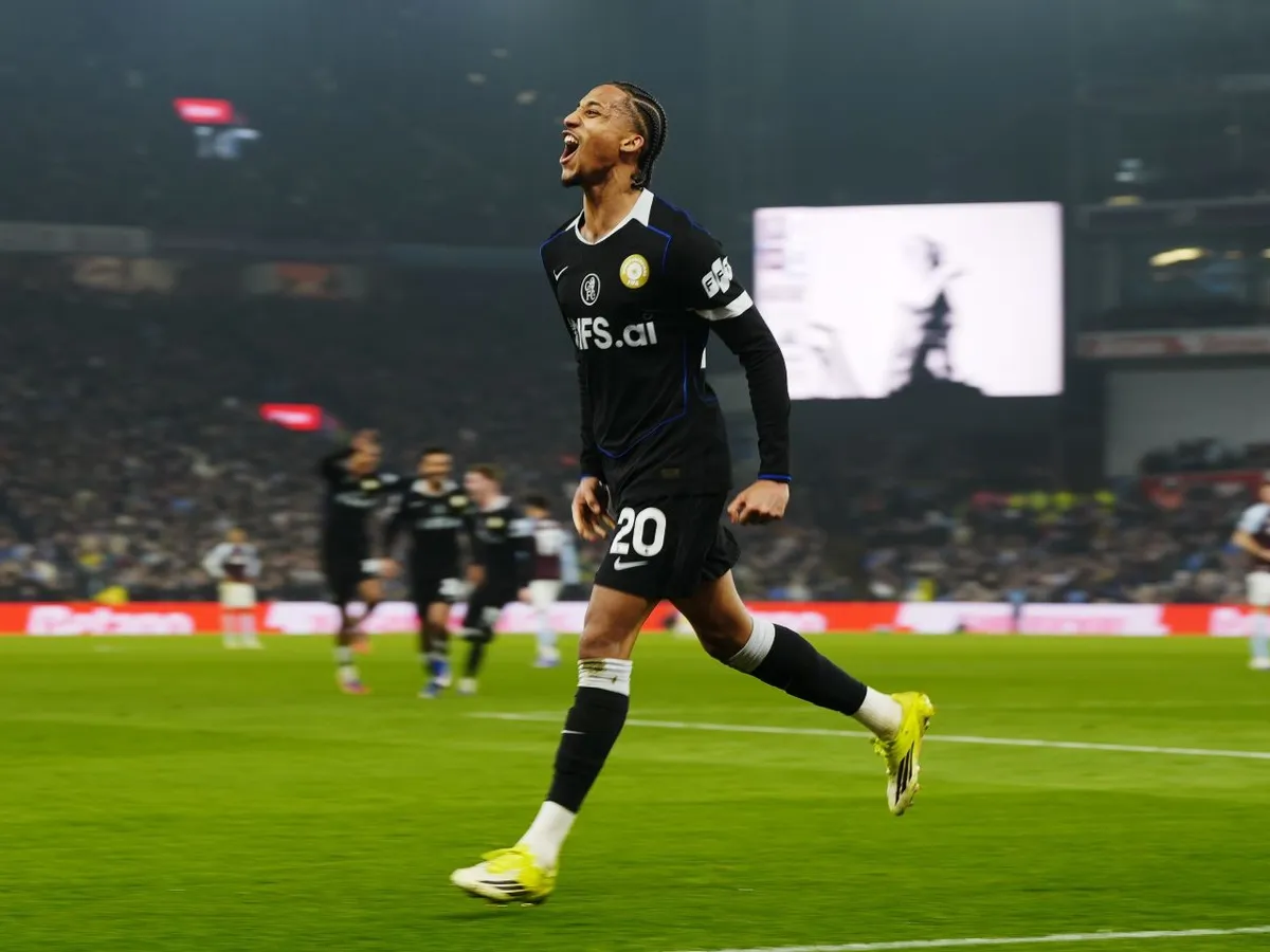 Pedro powers Chelsea to vital victory as Saka strike steals win for Arsenal - Wednesday's Premier League roundup