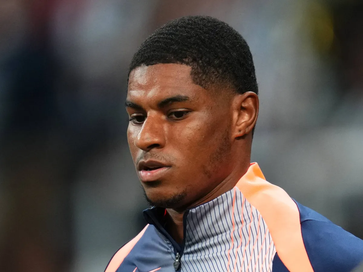 Flick breaks silence on Rashford’s permanent Barcelona future