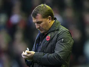 Rodgers hails "outstanding" Liverpool