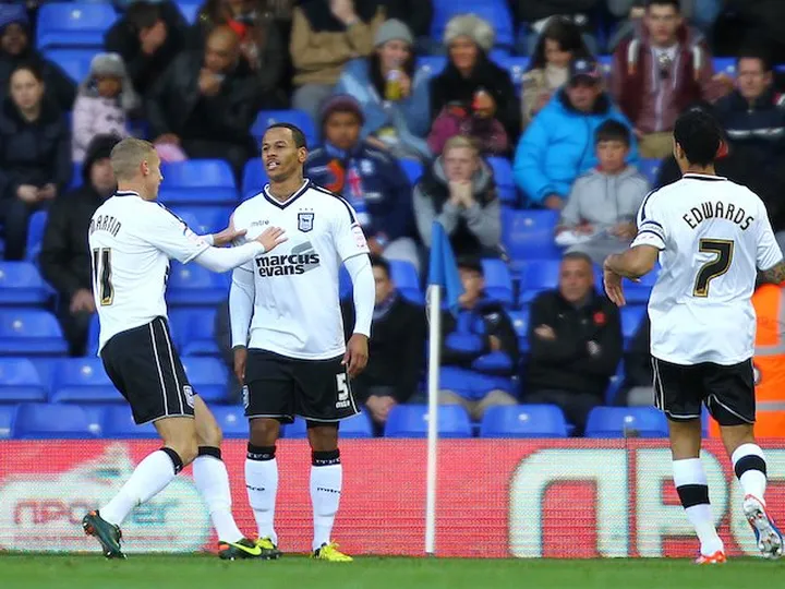 Campbell makes up for penalty miss