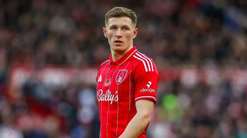 Casemiro replacement: Carrick makes Anderson admission before Forest visit Old Trafford