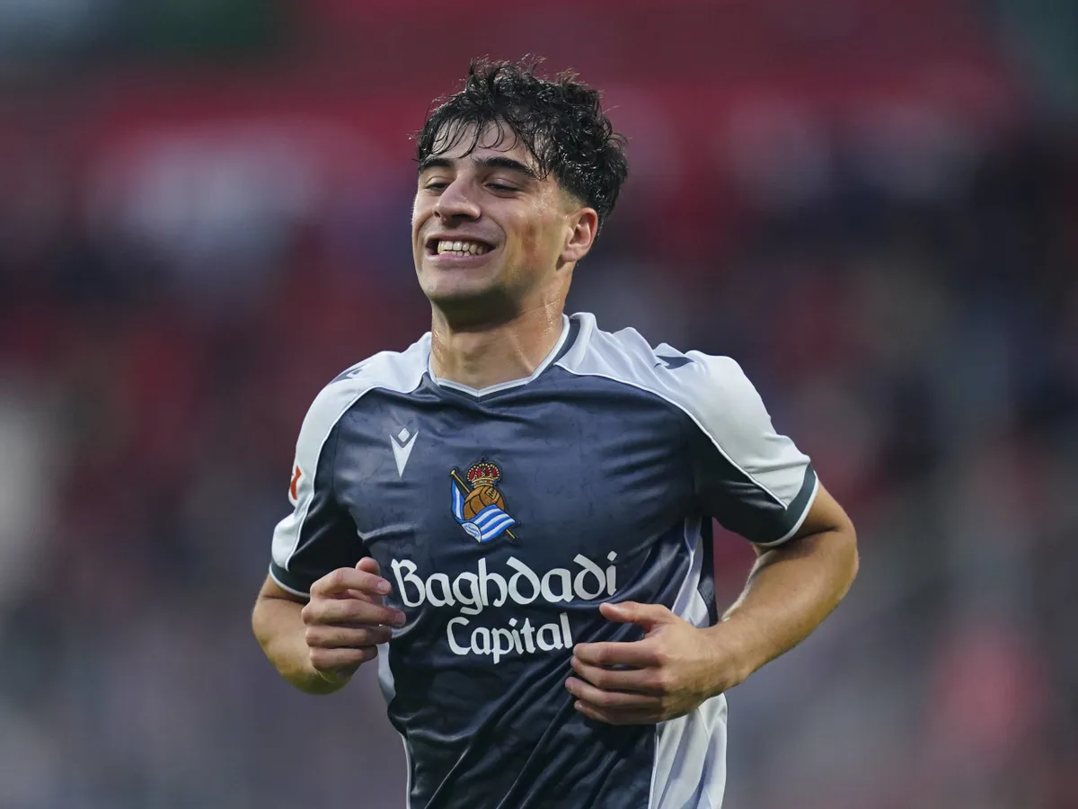 Aston Villa transfer news: Unai Emery gives 'green light' to make £21.6m bid for Arsenal, Barcelona-linked defender