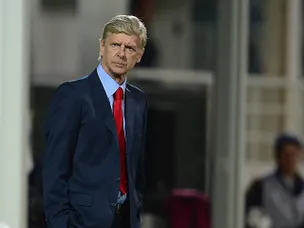 Wenger hails "patience"