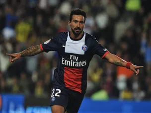 PSG lead through Lavezzi