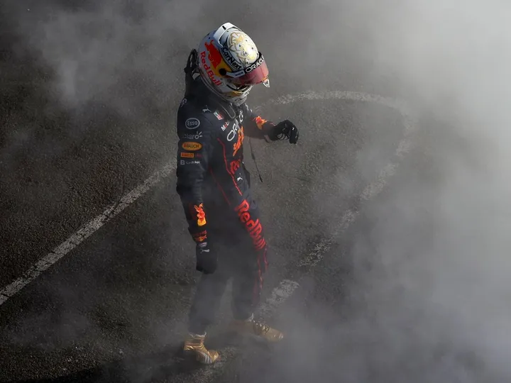 Melbourne to share F1 season opener slot