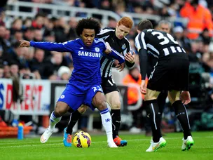 Newcastle holding Chelsea