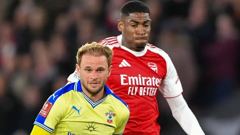 South Coast setback? Leeds suffer 'blow' in pursuit of Arsenal nemesis