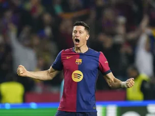Lewandowski hits milestone as brilliant Barca show why they are UCL favourites