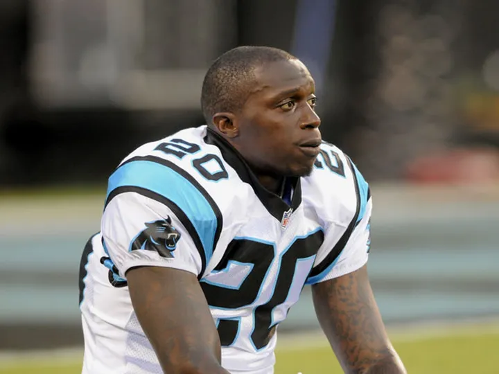 Gamble announces retirement