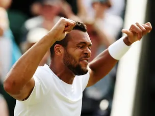 Tsonga overcomes Nishikori in five
