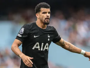 Frank explains Solanke injury situation following social media hint