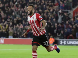 Redmond: 'We should have beaten Everton'