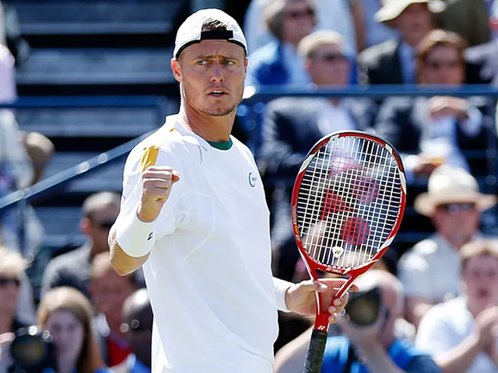 Hewitt through to Queen's semi-finals