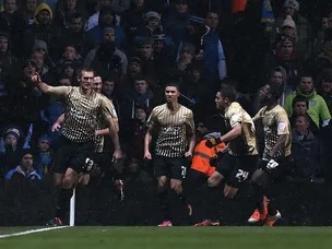 Bradford shock Villa to reach final