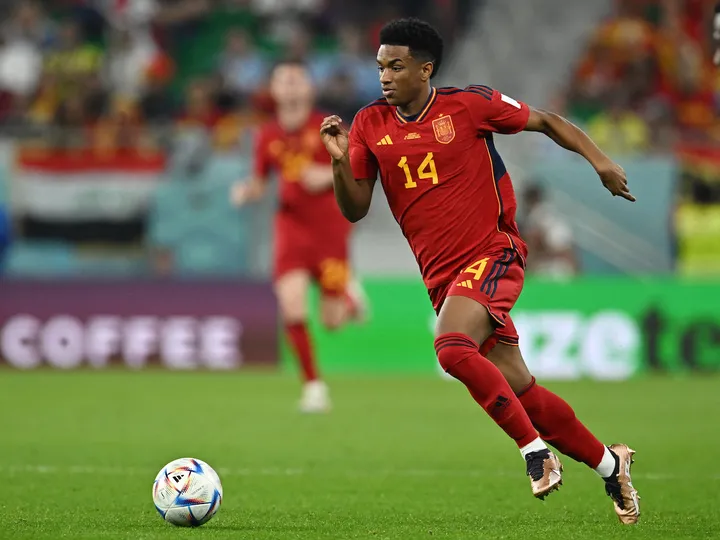 Man United, PSG 'battling for Barcelona's Alejandro Balde'