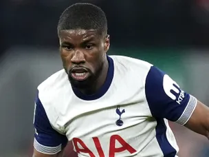 "Extremely unlucky, random" - Spurs boss Frank explains Spence, Danso injuries