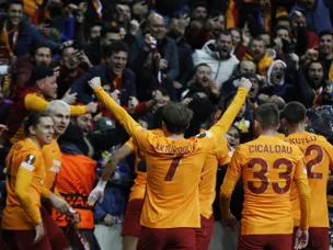 Istanbul vs. Galatasaray - prediction, team news, lineups