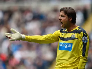 Tim Krul sustains "bad" knee injury 