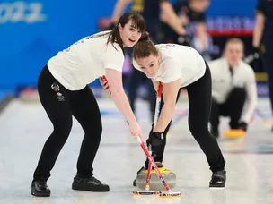 GB women secure spot in curling gold medal match