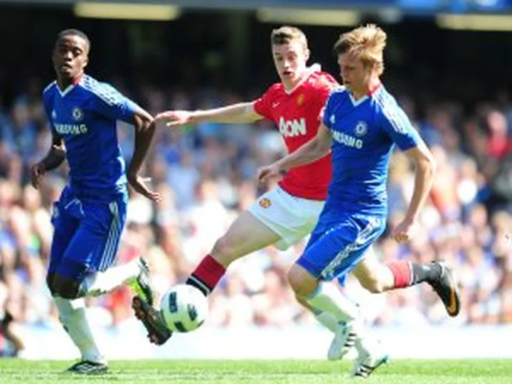 Huddersfield target Man United youngster