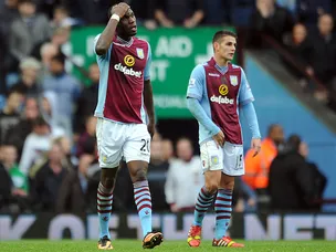 Lambert defends Benteke form