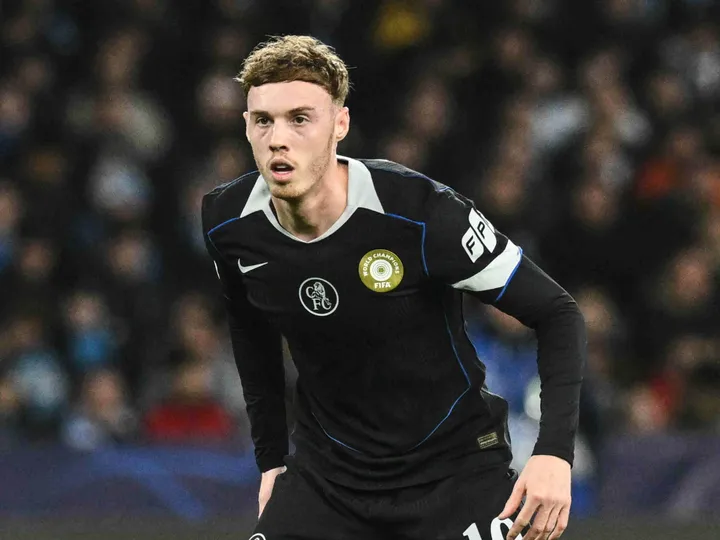 Palmer to Man Utd: Should Chelsea let playmaker leave Stamford Bridge?