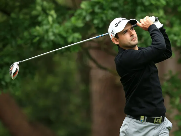 Zanotti takes French Open lead