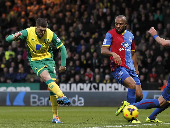 Hooper on target as Norwich lead Palace