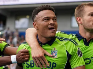 Muniz starts in treble change: Predicted Fulham XI vs. Man United