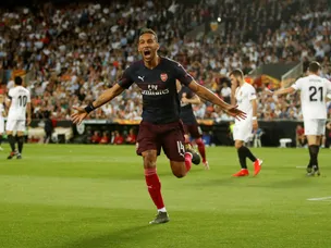 Unai Emery praises "amazing" Aubameyang and Lacazette
