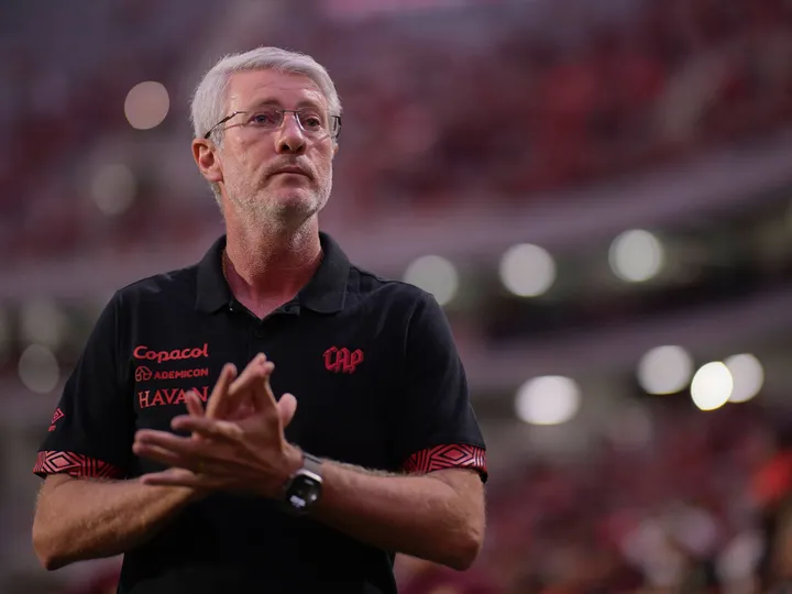 Athletico Paranaense vs Vitoria - prediction, team news, lineups