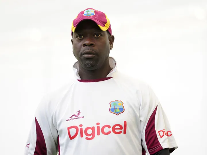 Gibson to be offered new deal