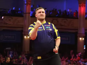 Littler breaks new ground with World Matchplay triumph, outlasts Wade in thriller