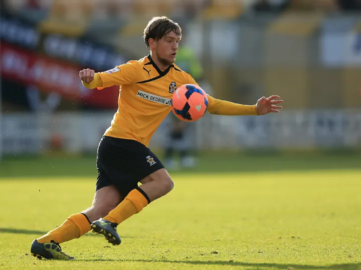 Cambridge United re-sign Luke Berry