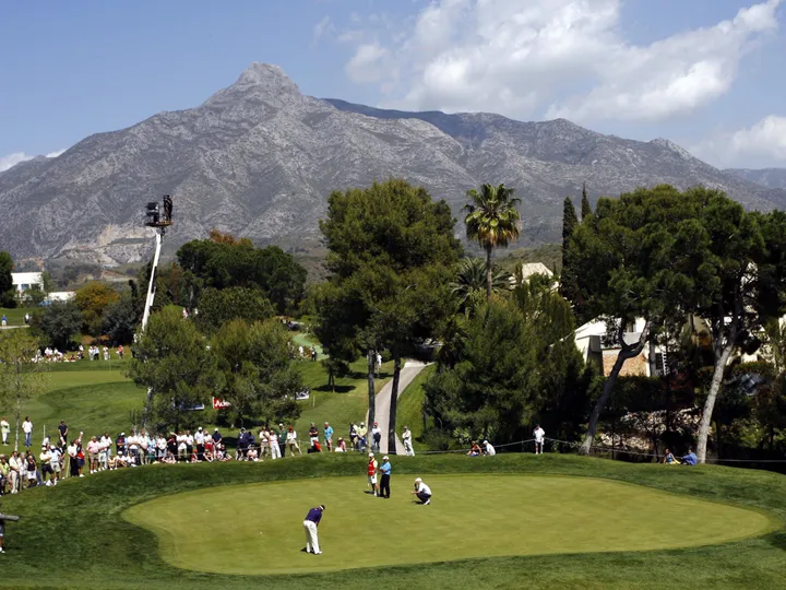 What are the best golf courses to visit in Spain?