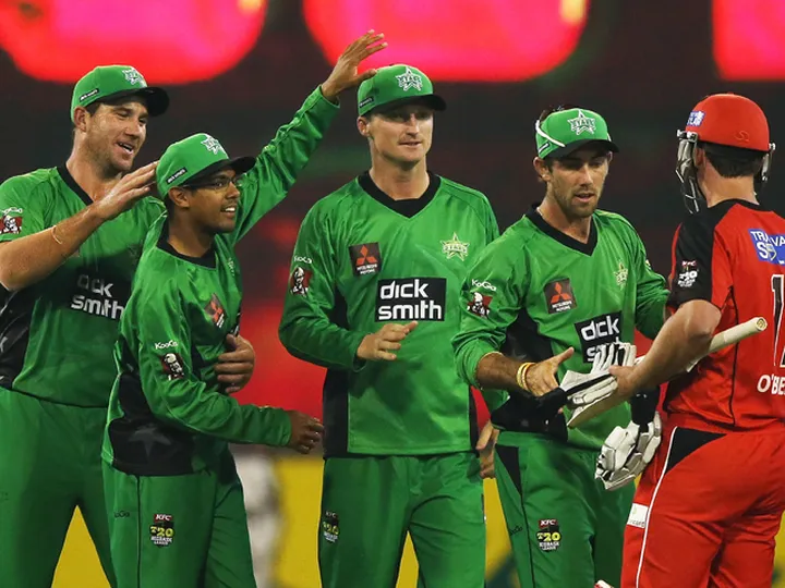 Stars beat Renegades in Big Bash opener