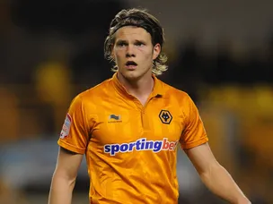 Wolves lead Stevenage