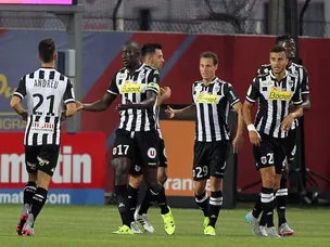 Ndoye brace steers Angers to another win