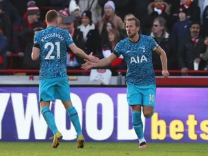 Tottenham come back from two goals down to draw with Brentford