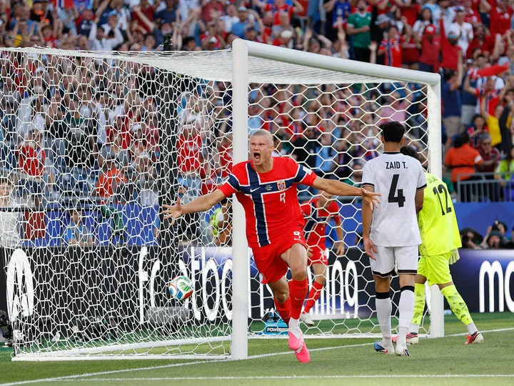 Norway 4-1 Iraq: Haaland marks World Cup debut with brace as Vikings' right-flank weakness exposed in Group I opener