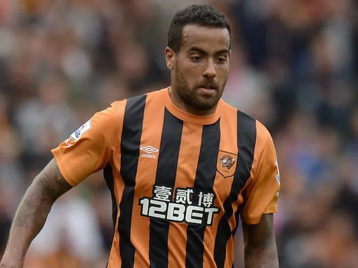 Derby 'to lodge Â£2m Tom Huddlestone bid'