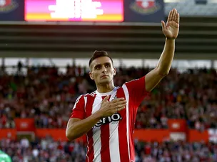 Southampton make light work of Vitesse