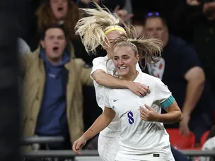 England beat world champions USA at Wembley