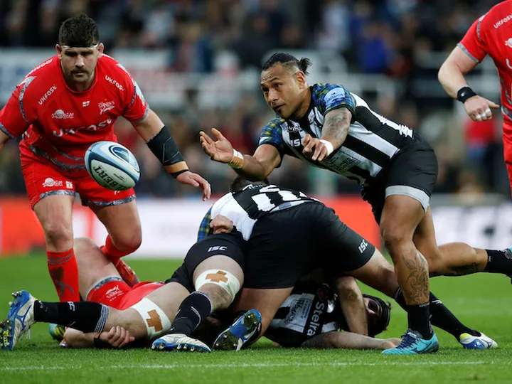 Newcastle beat Sale to keep survival hopes alive