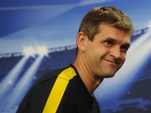 Barcelona to honour Vilanova on kit