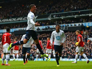 Spurs, United level at the break