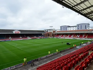 Orient game finishes after "abandonment"