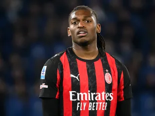AC Milan ready to sell star forward for £68m after dressing room bust-up