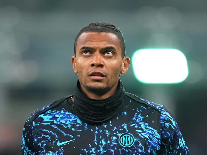 Akan-t believe it! Man City loanee makes shocking mistake as Inter dumped out