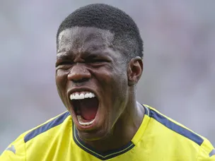 Done deal: Barry officially joins Everton as Moyes transfer record is broken